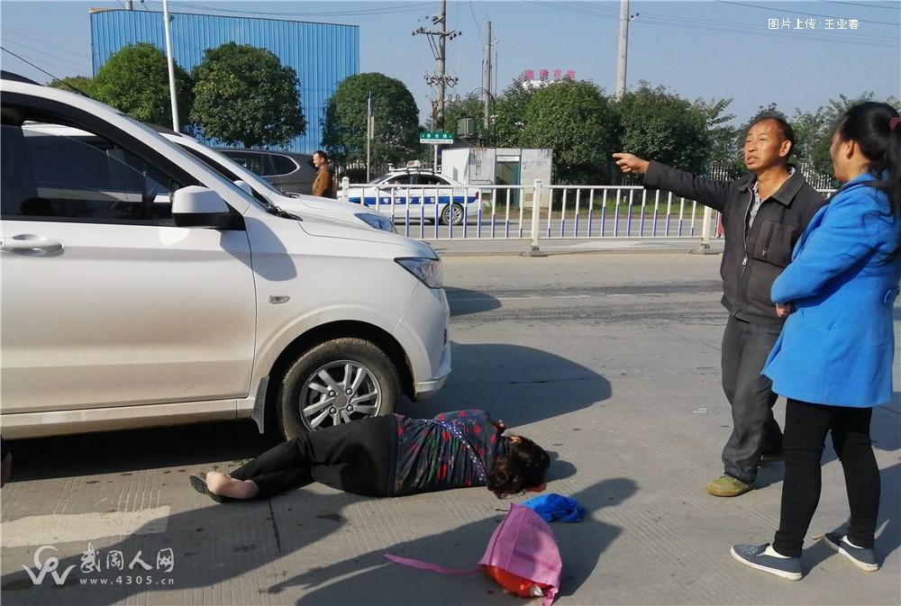 魔炫：武冈春光大道同一地点又出车祸