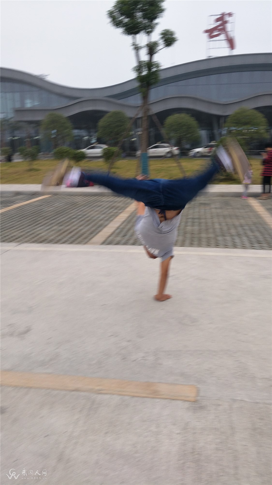 北京，外來工夢里的長城