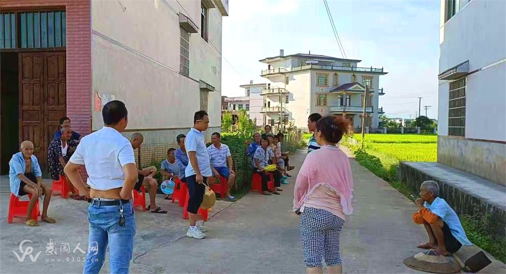 湾头桥这个村“土方法”宣传防溺水 你见过？