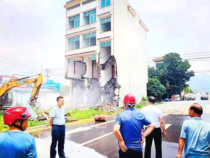 辕门口街道强力推进征地拆迁 服务项目建设