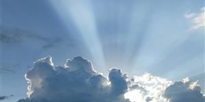 秋天等待一阵雨