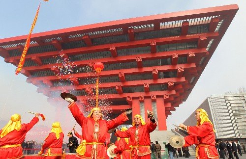 （转）上海世博会标志性建筑中国馆今日正式竣工