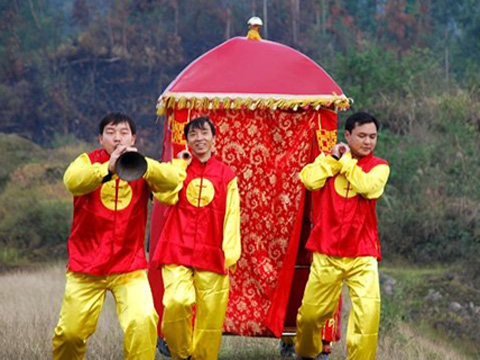 鸟人全力打造武冈民俗风情音乐MV《烟雨浪石》