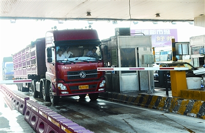 年內(nèi)高速公路不停車可繳費(fèi)