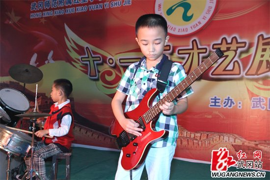 红星小学素质教育之花绽放异彩