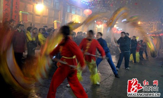 龙腾盛世闹元宵