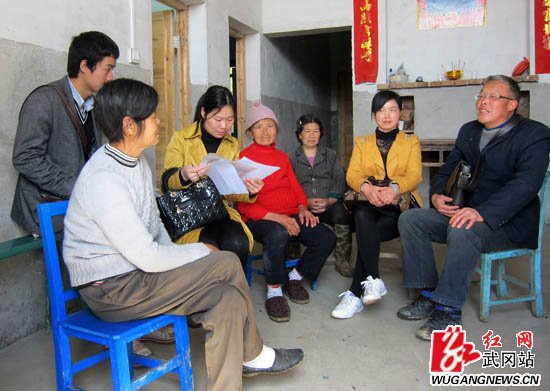 市审计局“三进六访”为民办实事