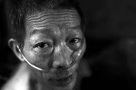 湖南文坪镇超千人患尘肺病 每人补1-3万元杯水车薪