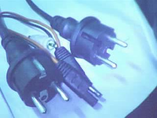 我公司主要生產(chǎn)此類電線插頭模具