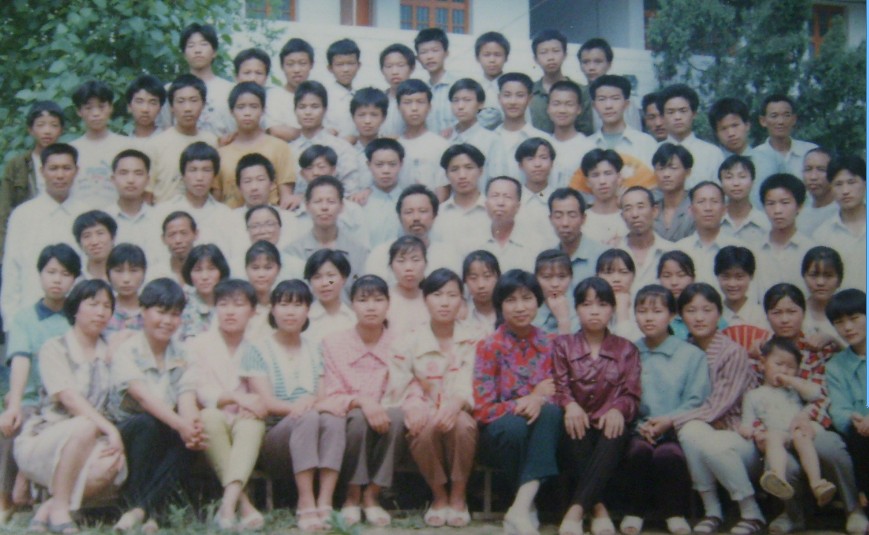 尋武岡馬中81班同學(xué)