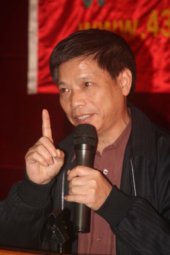 聚会相片之周宜地老师