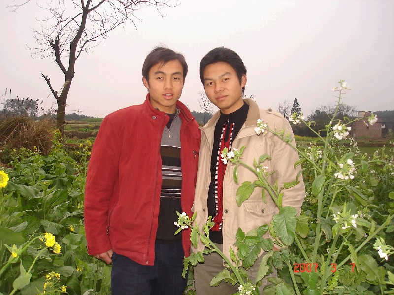 有沒(méi)有在謝崗的朋友呢？