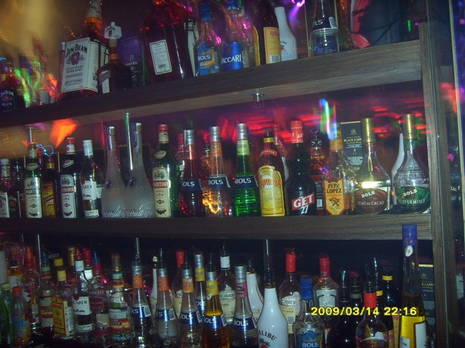 河源KTV招酒吧员一名