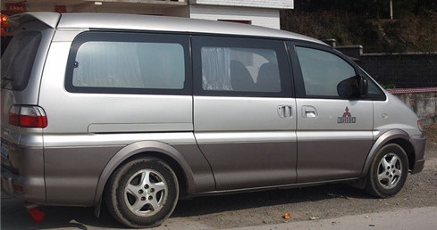 出售珍藏版商務(wù)車