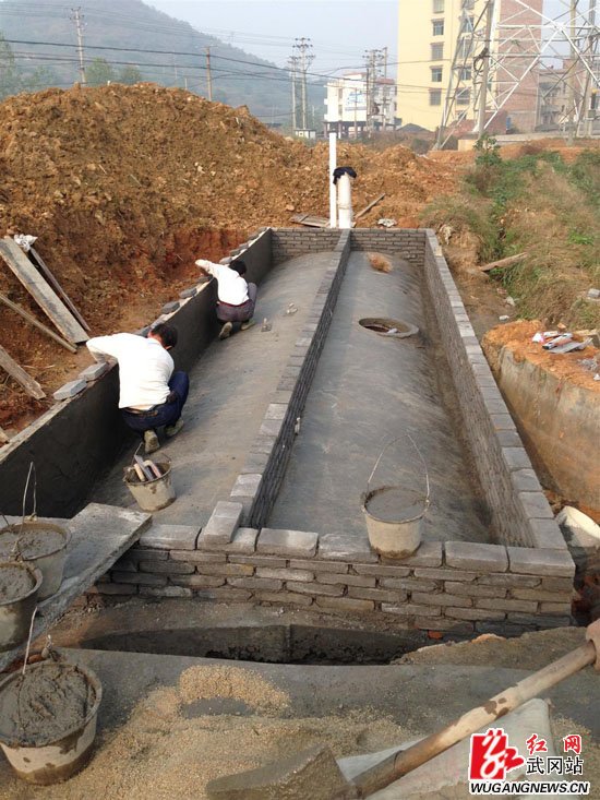隧道型沼氣工程頂置水壓間施工.jpg