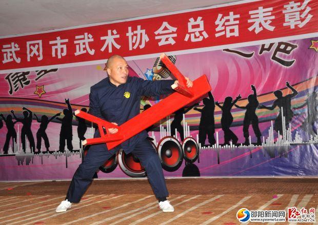 武岡市武術(shù)協(xié)會(huì)碩果累累 引領(lǐng)市民戶(hù)外健身好風(fēng)氣