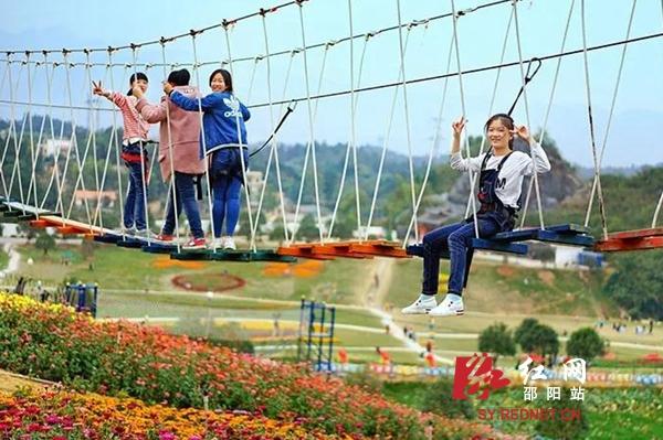 武冈市:乡村旅游成为扶贫富民“新风景”
