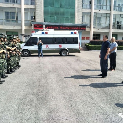 武冈市长唐克俭慰问武警部队共话军地融合发展