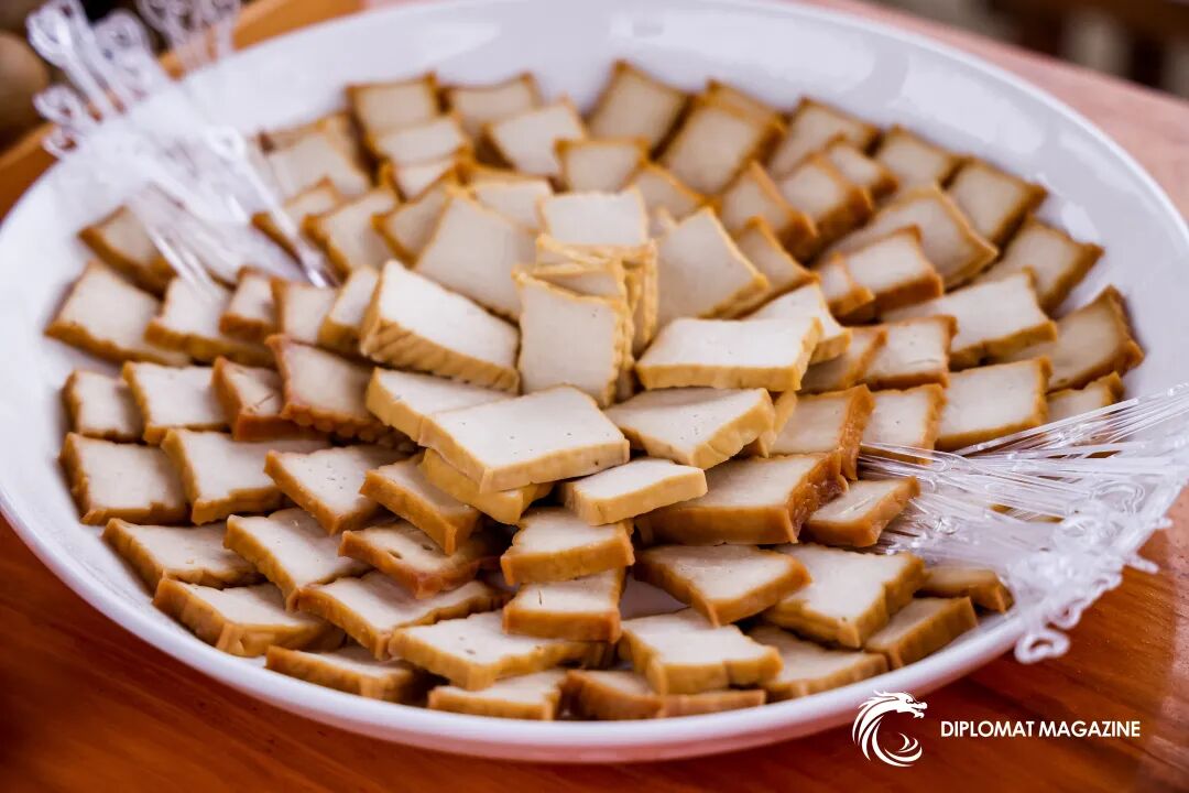 一锅老卤连通世界：与外交官一同体验中国卤味之都的魅力_fororder_微信图片_2025-10-26_173559_893