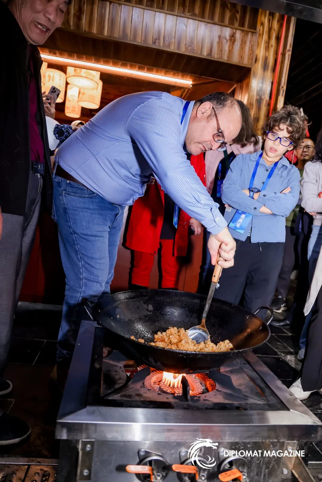 一锅老卤连通世界：与外交官一同体验中国卤味之都的魅力_fororder_微信图片_2025-10-26_173521_932