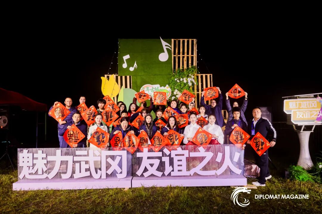 一锅老卤连通世界：与外交官一同体验中国卤味之都的魅力_fororder_微信图片_2025-10-26_173608_710