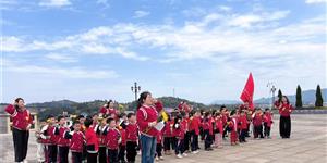 缅怀革命先烈 弘扬民族精神——邓元泰镇中心幼儿园开展清明节主题教育活动